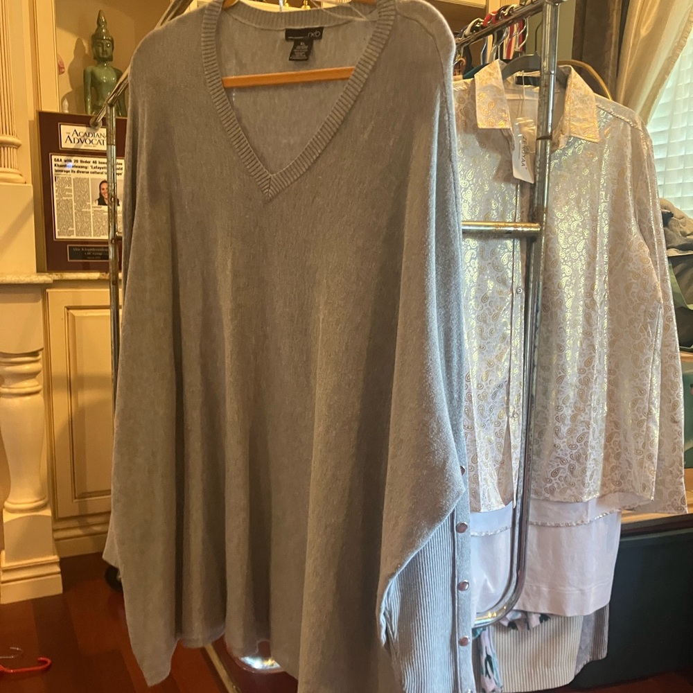 RXB Light Gray V-Neck Women's Sweater